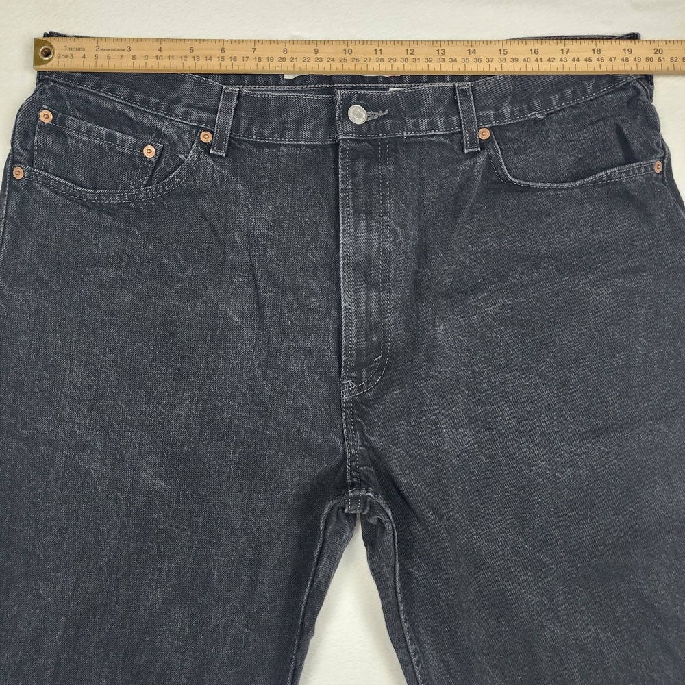 Levis 550 Jeans Mens Size 40x30 Black Denim Pants Relaxed Fit Faded Wash - Picture 9 of 13